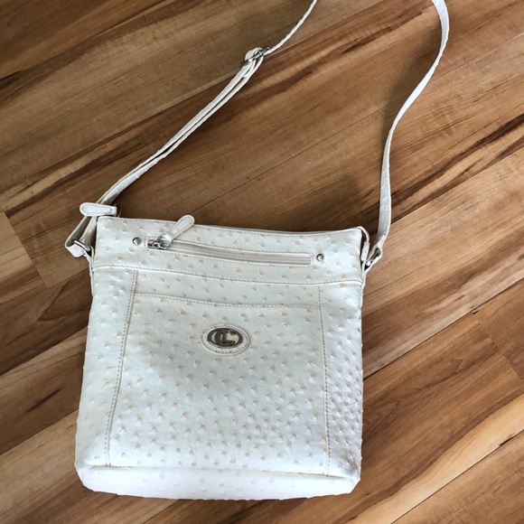 CL America Handbags - Gorgeous Faux Croc Creme Colored Crossbody Bag